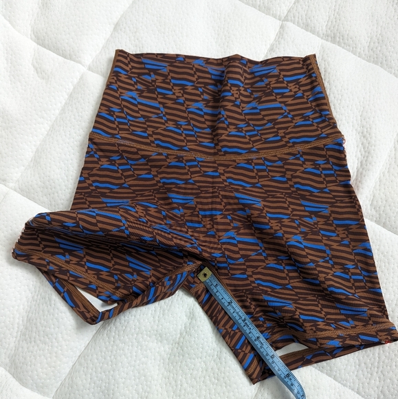 NWOT Aerie Offline Goals inseam crochet inset 5" bike shorts size small - Picture 7 of 8